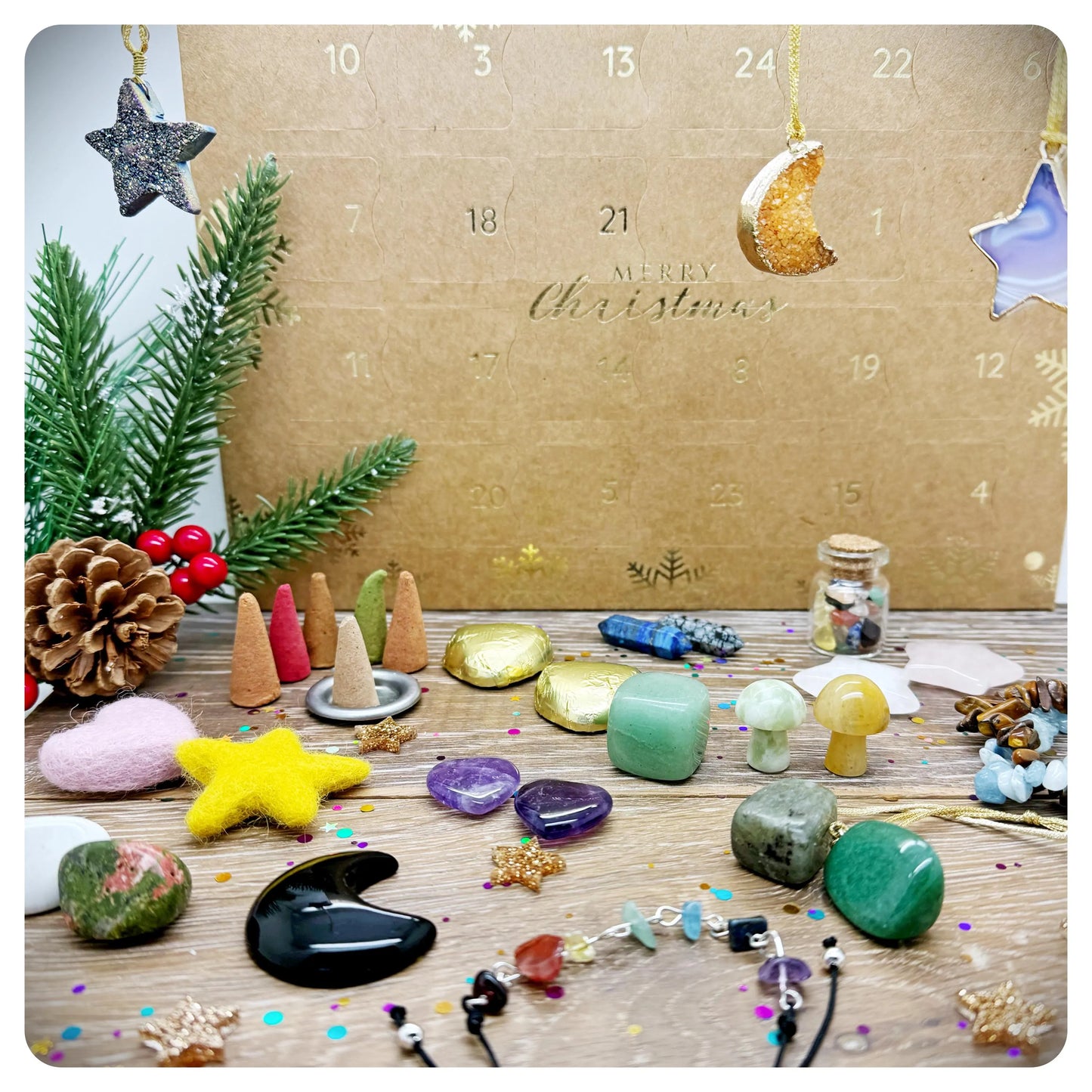 Luxury 24 Day Crystal Treats Advent Calendar, Delux Gemstone Lover Christmas Countdown Calendar Mushrooms Carvings Tumblestones